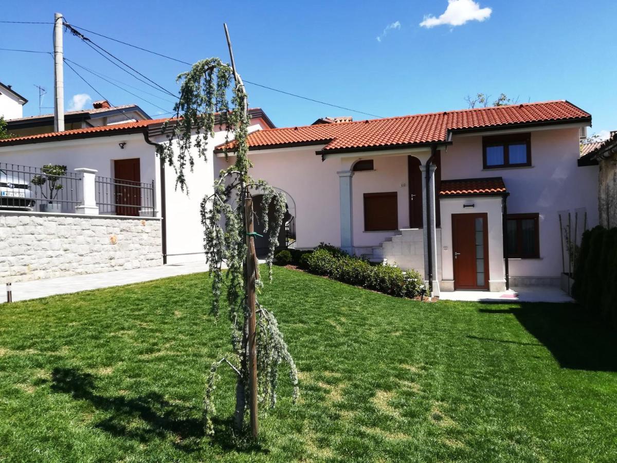 Prenocisca Iris Apartamento Sežana Exterior foto