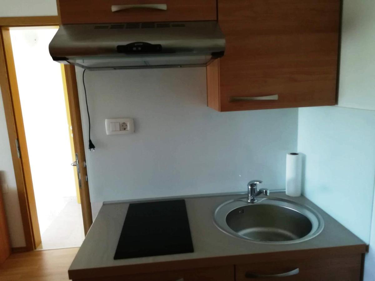 Prenocisca Iris Apartamento Sežana Exterior foto