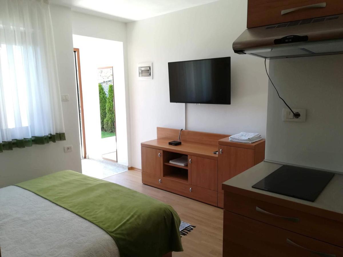 Prenocisca Iris Apartamento Sežana Exterior foto